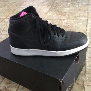 “ Air Jordan 1 Retro High GG”